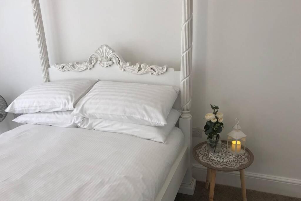 Beautiful 2 Bed Flat In The Heart Of Lynton Devon Appartement Buitenkant foto