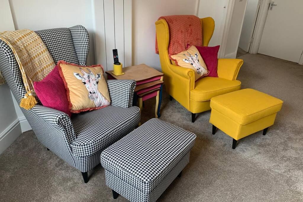 Beautiful 2 Bed Flat In The Heart Of Lynton Devon Appartement Buitenkant foto